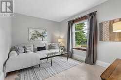 72 VINCENT STREET | Newmarket Ontario | Slide Image Six