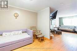51 BECK BOULEVARD | Penetanguishene Ontario | Slide Image Thirteen