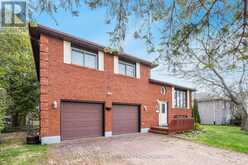 51 BECK BOULEVARD | Penetanguishene Ontario | Slide Image Four