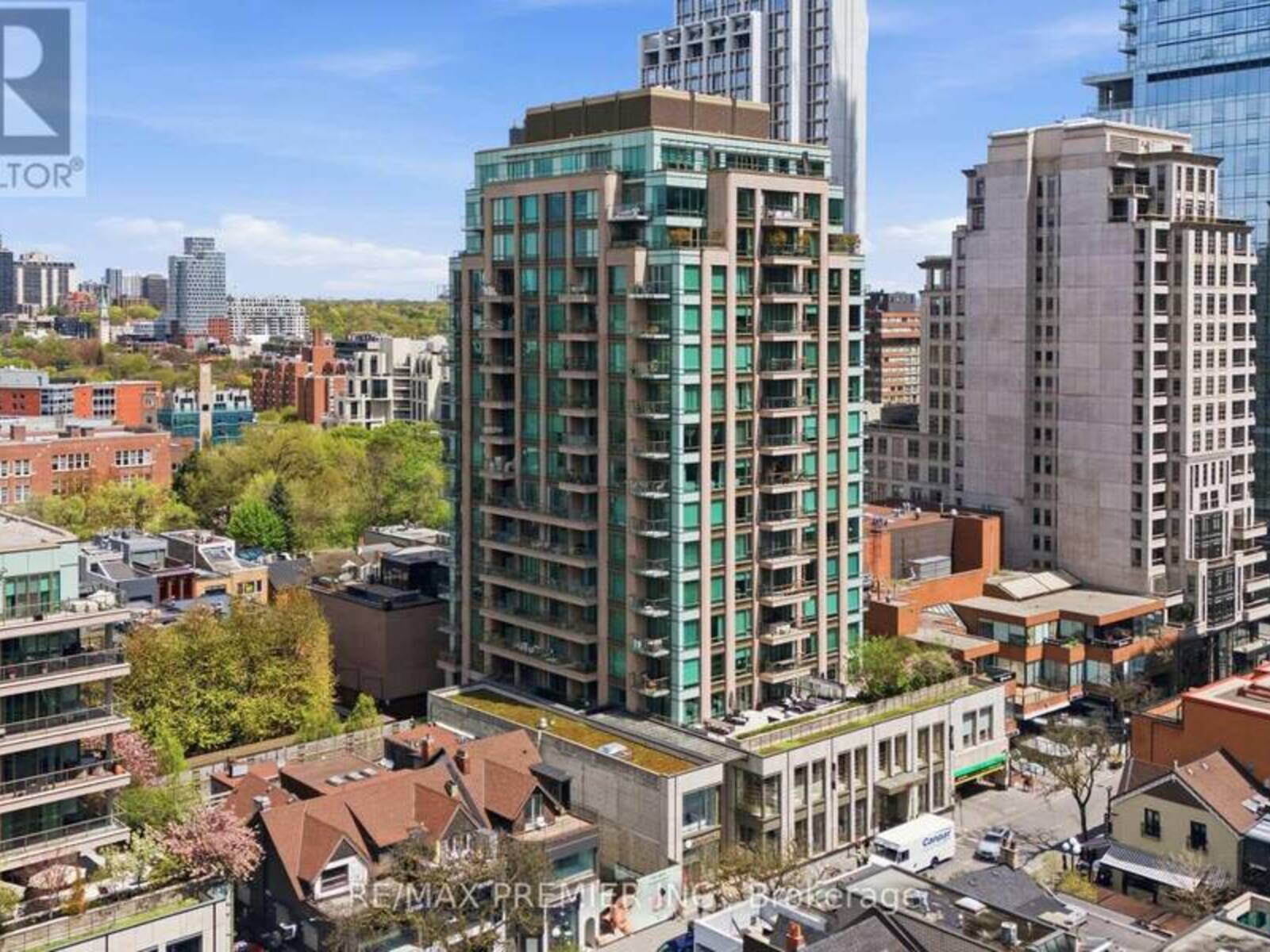 502 - 80 YORKVILLE AVENUE, Toronto, Ontario M5R 2C2