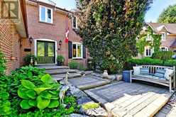 425 EASY STREET | Richmond Hill Ontario | Slide Image Three