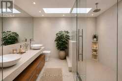 54 LONDON ROAD | Newmarket Ontario | Slide Image Thirteen