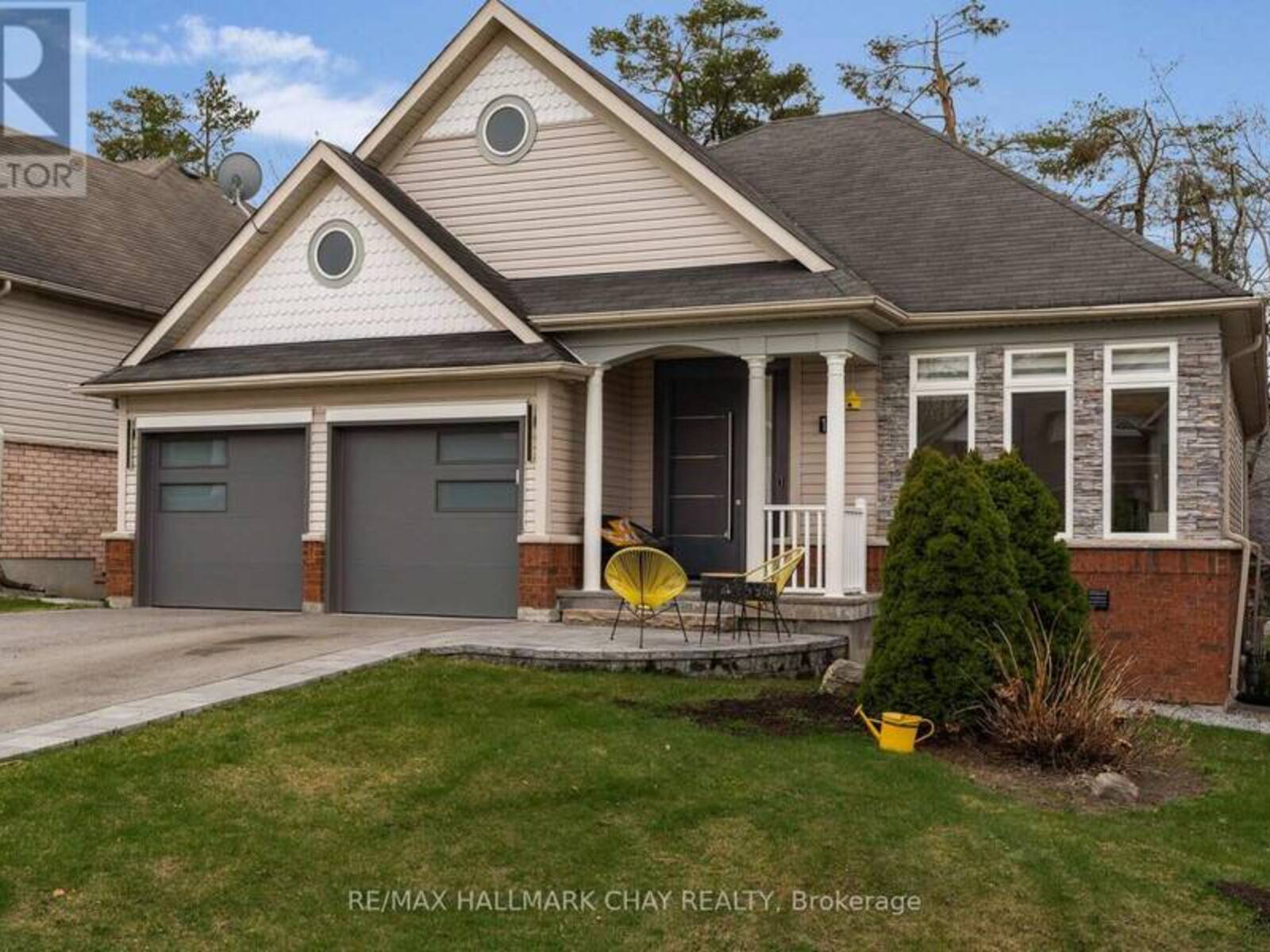 16 OAKMONT AVENUE, Oro-Medonte, Ontario L0L 2L0