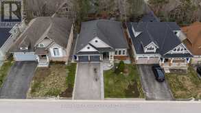 16 OAKMONT AVENUE | Oro-Medonte Ontario | Slide Image Thirty-four