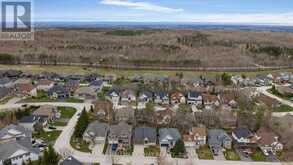 16 OAKMONT AVENUE | Oro-Medonte Ontario | Slide Image Thirty-eight