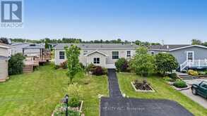 4 HICKORY HOLLOW | Nanticoke Ontario | Slide Image One