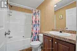 4 HICKORY HOLLOW | Nanticoke Ontario | Slide Image Twenty-three