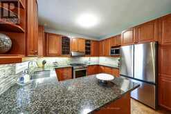 140 HUMBER FOREST COURT | Vaughan Ontario | Slide Image Fifteen