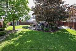 140 HUMBER FOREST COURT | Vaughan Ontario | Slide Image Thirty-seven