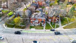 354 ANNETTE STREET | Toronto Ontario | Slide Image Twenty-four