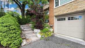 17 VALENTINE DRIVE | Toronto Ontario | Slide Image Three