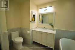 11 - 190 HARDING BOULEVARD | Richmond Hill Ontario | Slide Image Sixteen