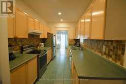 11 - 190 HARDING BOULEVARD | Richmond Hill Ontario | Slide Image Thirty