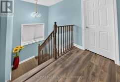 119 TAUCAR GATE | Bradford West Gwillimbury Ontario | Slide Image Sixteen