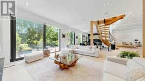 33 THORNY BRAE DRIVE | Markham Ontario | Slide Image Four