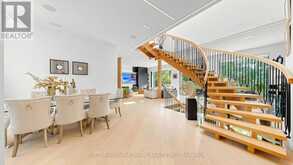 33 THORNY BRAE DRIVE | Markham Ontario | Slide Image Eight