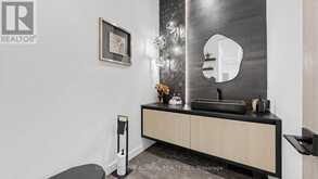 33 THORNY BRAE DRIVE | Markham Ontario | Slide Image Nineteen
