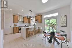 35 STONEHEATH CRESCENT | Markham Ontario | Slide Image Ten