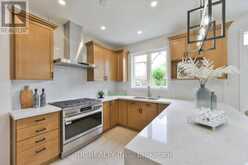 35 STONEHEATH CRESCENT | Markham Ontario | Slide Image Twelve