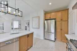 35 STONEHEATH CRESCENT | Markham Ontario | Slide Image Thirteen