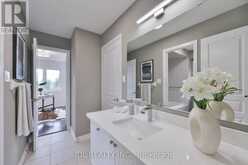 35 STONEHEATH CRESCENT | Markham Ontario | Slide Image Thirty-five