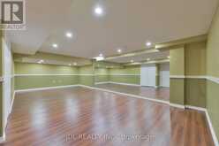 35 STONEHEATH CRESCENT | Markham Ontario | Slide Image Forty-three