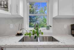 2435 COHO WAY N | Oakville Ontario | Slide Image Sixteen