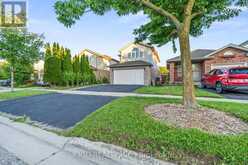 25 BUSH CLOVER CRESCENT | Kitchener Ontario | Slide Image Three
