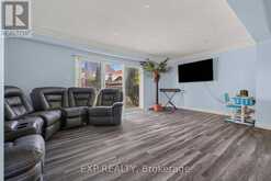 196 MAX BECKER DRIVE | Kitchener Ontario | Slide Image Eleven