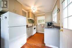 17 LAKE DRIVE E | Georgina Ontario | Slide Image Sixteen