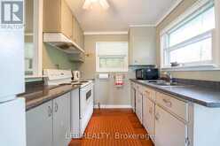 17 LAKE DRIVE E | Georgina Ontario | Slide Image Seventeen