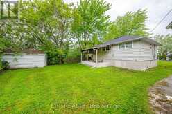 17 LAKE DRIVE E | Georgina Ontario | Slide Image Four
