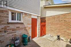 116 CHIPMUNK CRESCENT | Brampton Ontario | Slide Image Sixteen