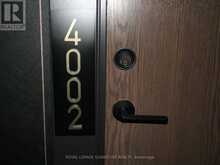 4002 - 55 CHARLES STREET E | Toronto Ontario | Slide Image Thirty-three