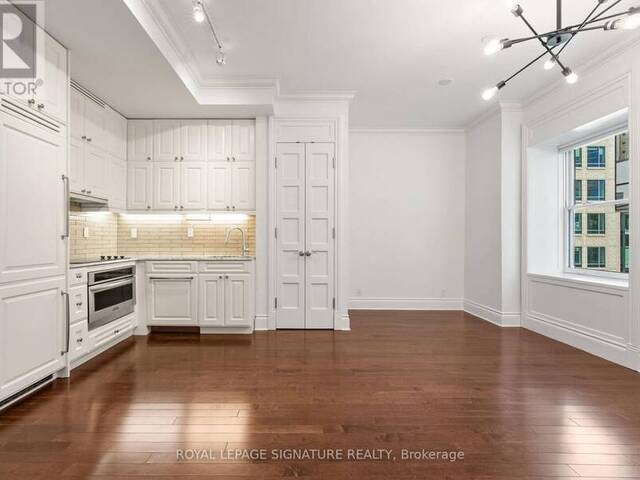 542 - 22 LEADER LANE Toronto Ontario, M5E 0B2 - 1 Bedroom Condo For Sale