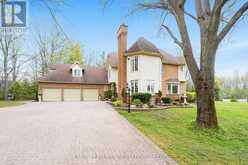 4 MILLS CIRCLE | Midhurst Ontario | Slide Image Four