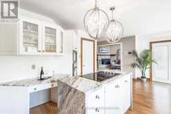 4 MILLS CIRCLE | Midhurst Ontario | Slide Image Nine