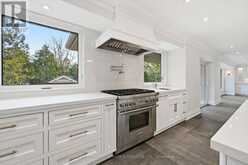 1601 VENETIA DRIVE | Oakville Ontario | Slide Image Thirteen