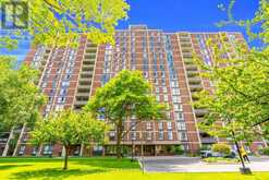 1402 - 3170 KIRWIN AVENUE | Mississauga Ontario | Slide Image Four