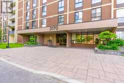1402 - 3170 KIRWIN AVENUE | Mississauga Ontario | Slide Image Five