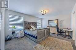 944 TRAILSWAY AVENUE | London Ontario | Slide Image Eighteen