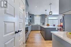 944 TRAILSWAY AVENUE | London Ontario | Slide Image Nine