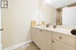 6 EWING WAY | Amaranth Ontario | Slide Image Thirty-one
