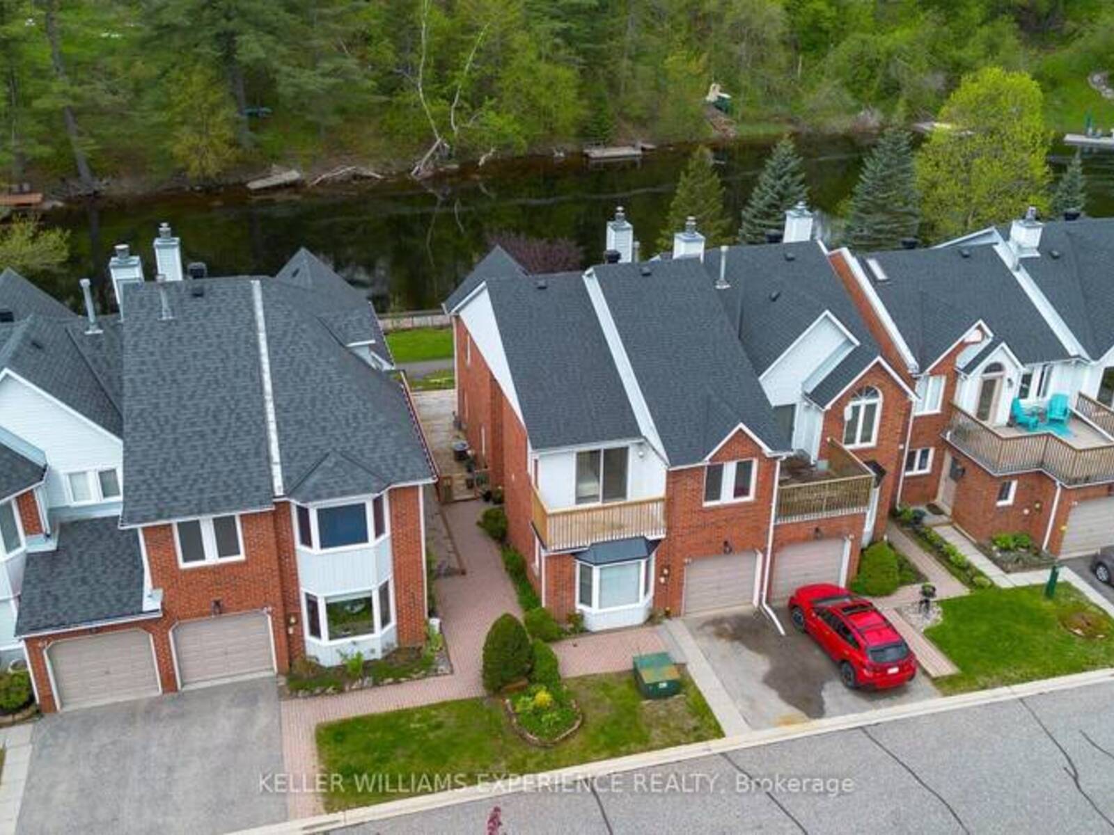 63 SHORELINE DRIVE, Bracebridge, Ontario P1L 1Z3