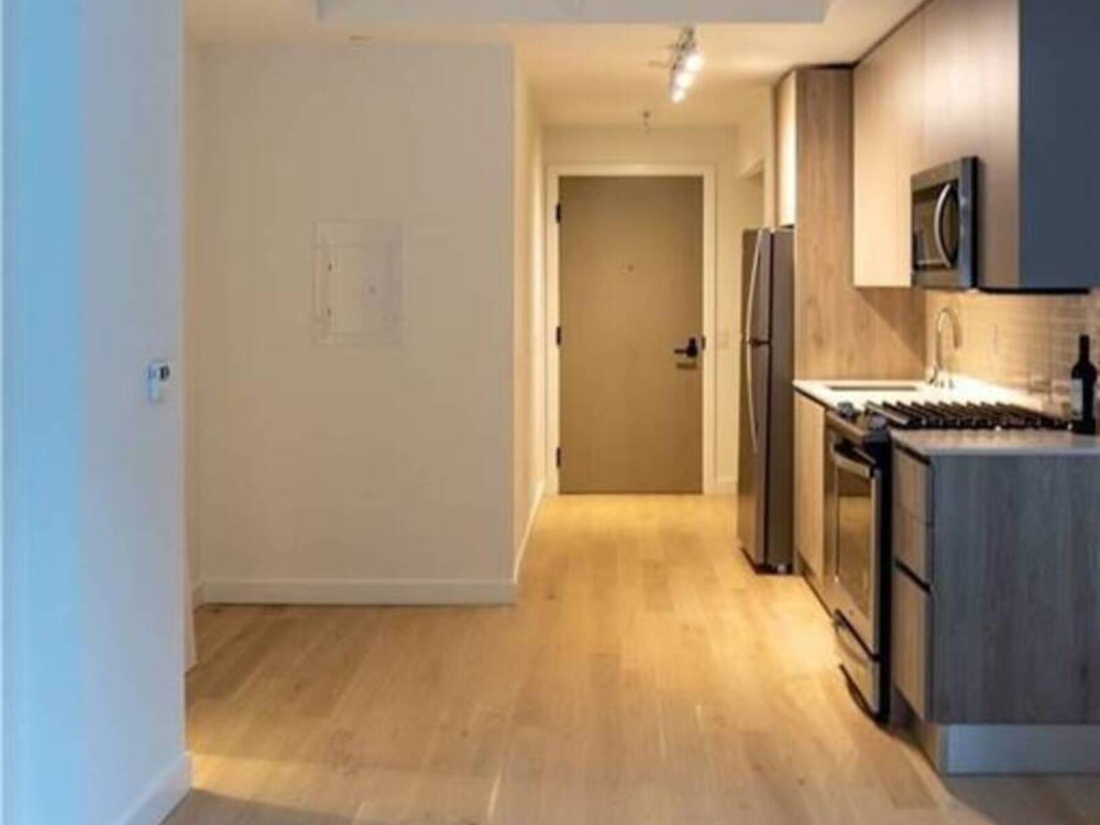 804 - 2A CHURCH STREET, Toronto, Ontario M5E 0E1