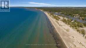 41 LAIDLAW STREET | Wasaga Beach Ontario | Slide Image Twenty-three