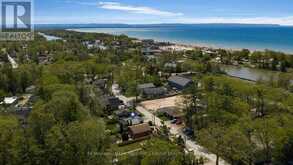 41 LAIDLAW STREET | Wasaga Beach Ontario | Slide Image Three