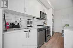 618 - 509 DUNDAS STREET W | Oakville Ontario | Slide Image Fifteen