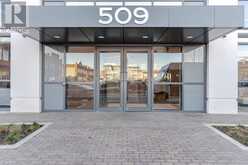 618 - 509 DUNDAS STREET W | Oakville Ontario | Slide Image Two