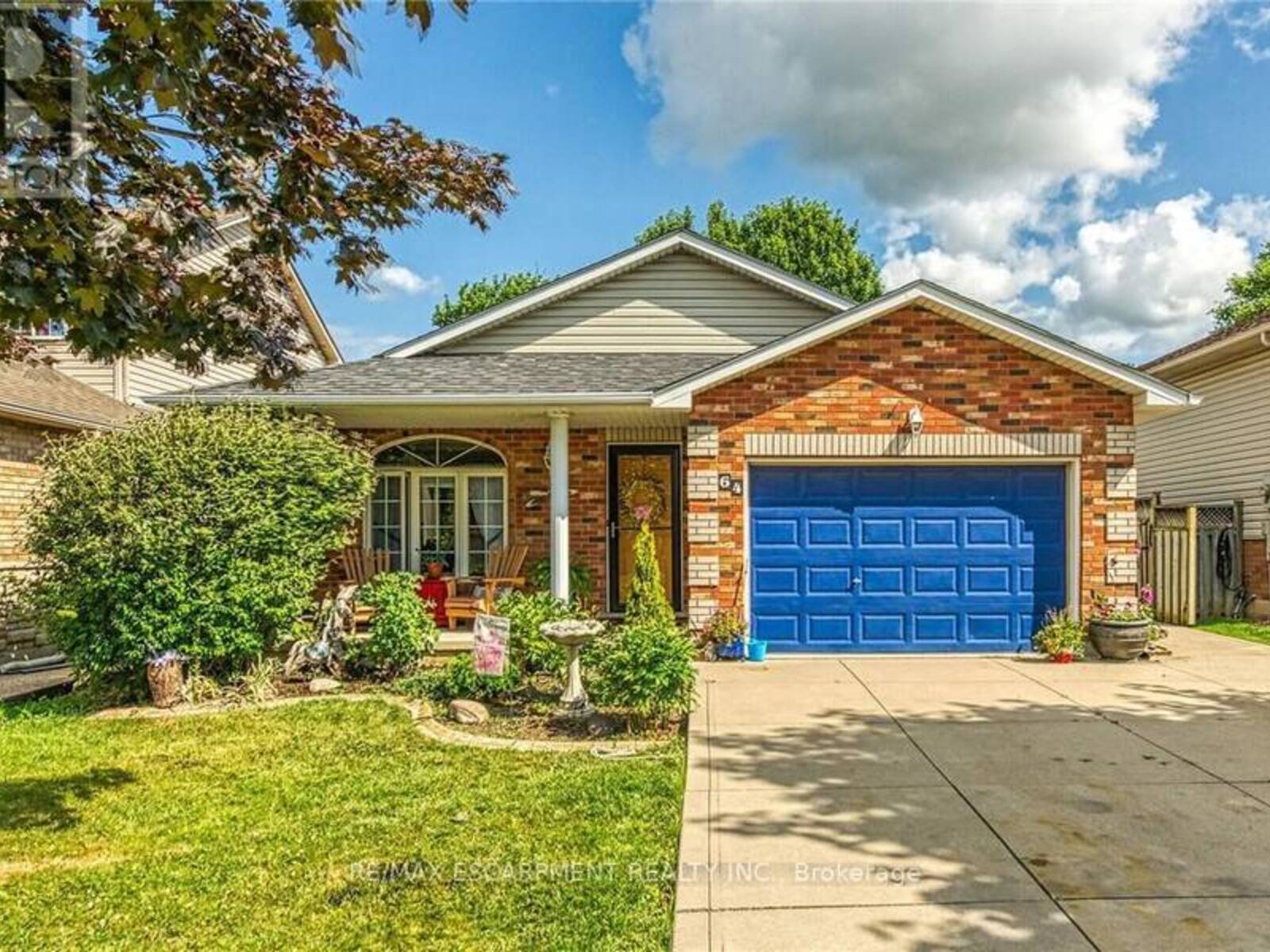 64 CALEDONIA AVENUE, Caledonia, Ontario N3W 2M9